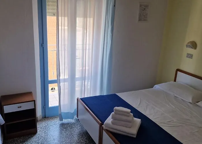 Clara 2*