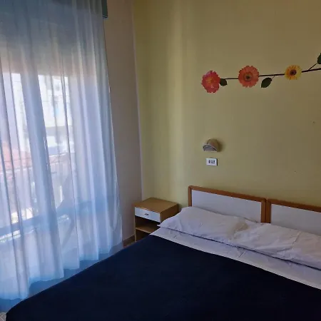 Clara ريميني