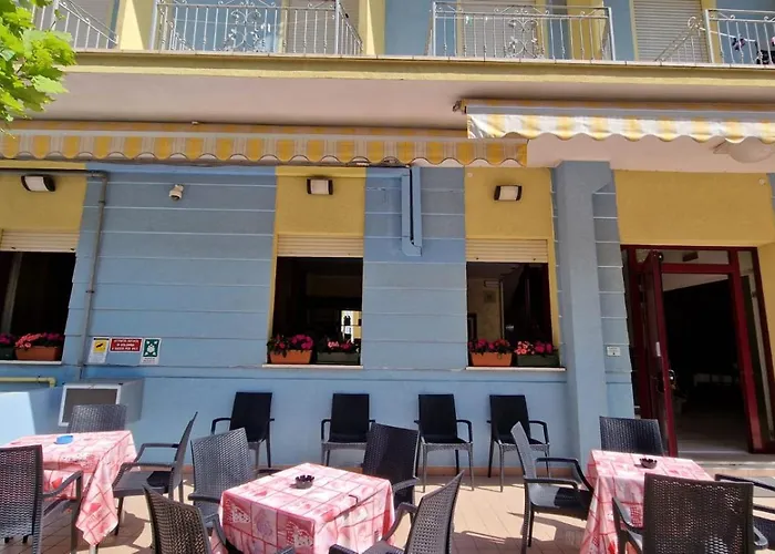 Clara Ξενοδοχείο